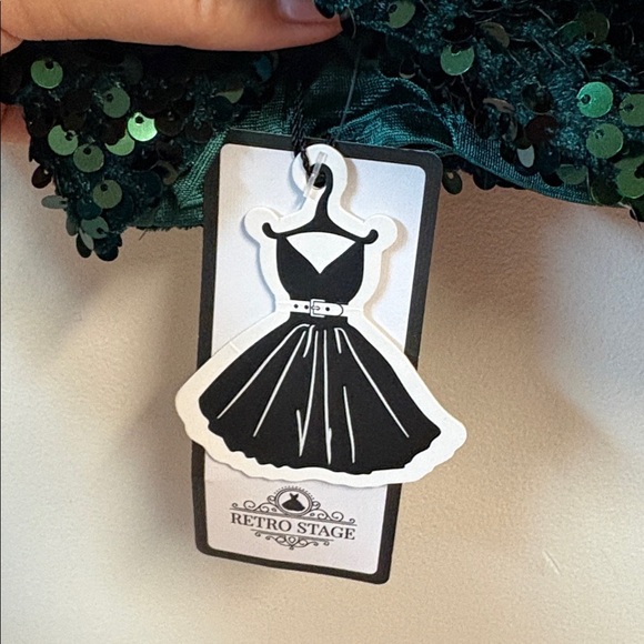 BNWT Retro Stage GREEN 1960S SEQUINS OFF-SHOULDER PENCIL DRESS Size L $99.89 USD - Picture 7 of 7